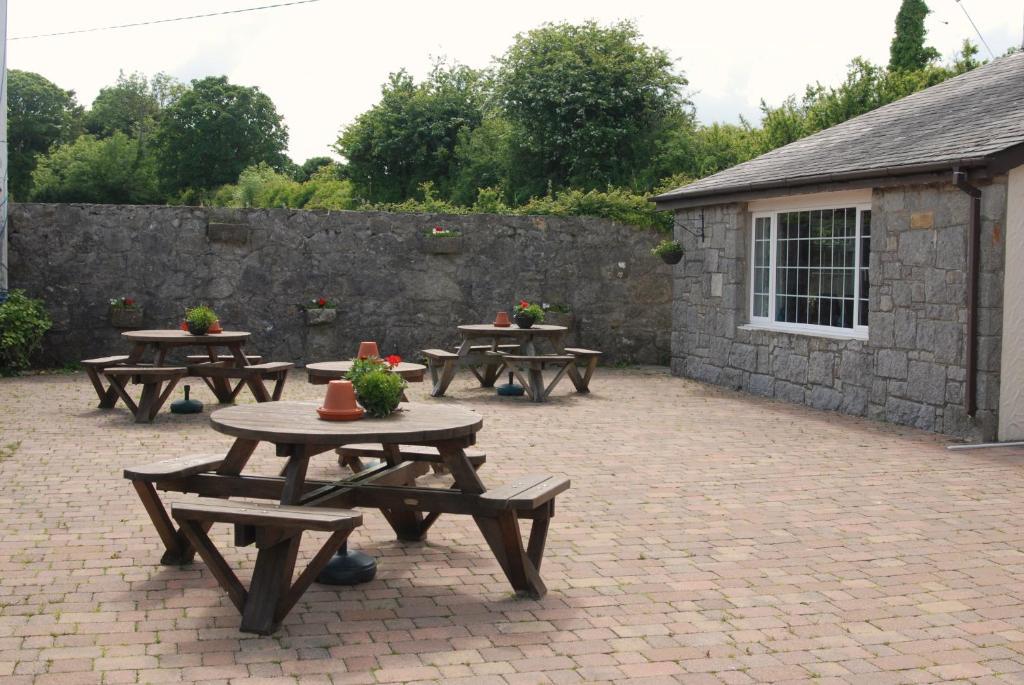 Ty Dderw Country Inn Moelfre Exterior foto