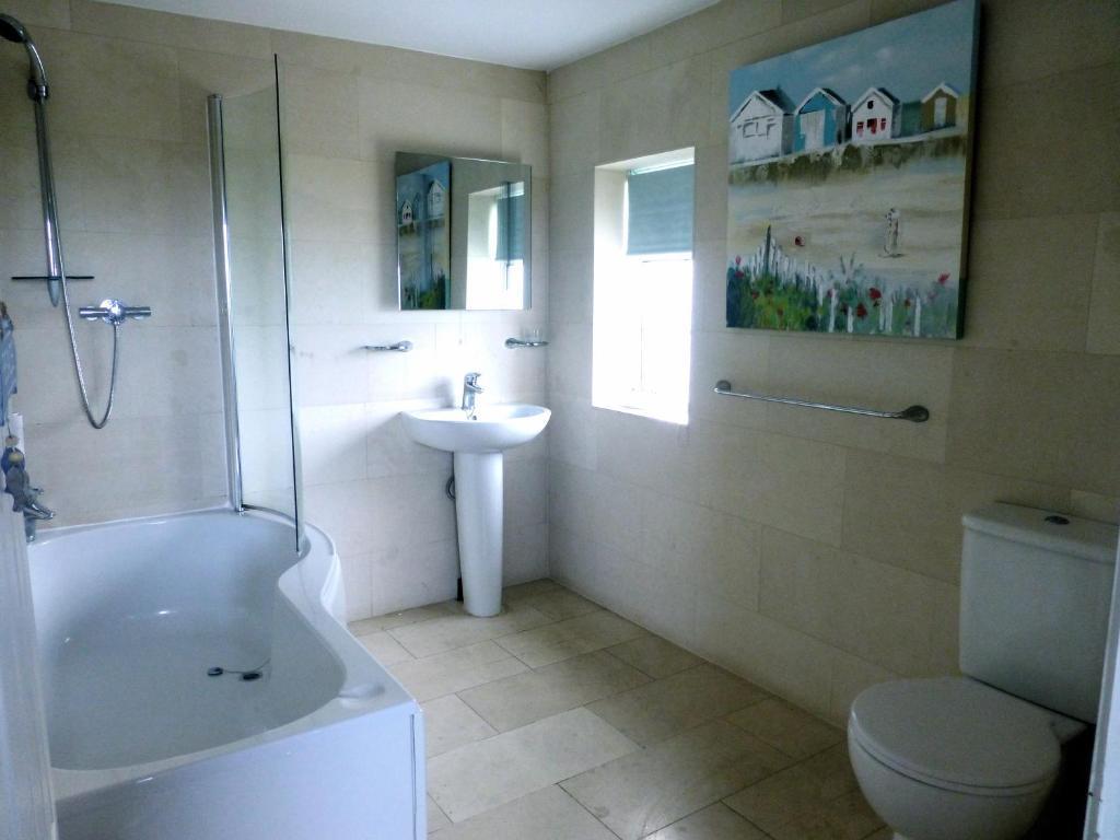Ty Dderw Country Inn Moelfre Habitación foto
